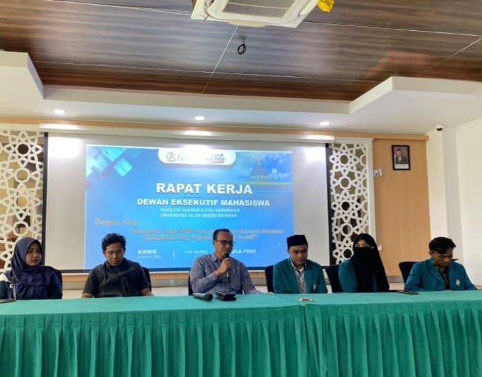 RAPAT KERJA DEWAN EKSEKUTIF MAHASISWA FAKULTAS DAKWAH DAN ILMU KOMUNIKASI